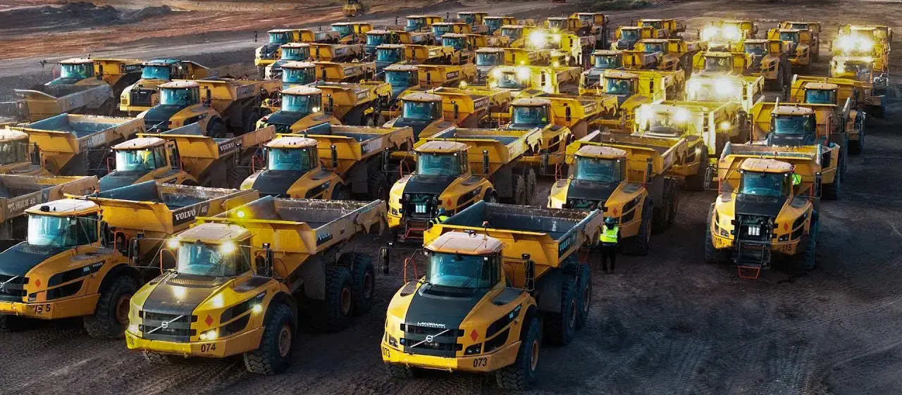 ORE articulated hauler fleet lined up on site