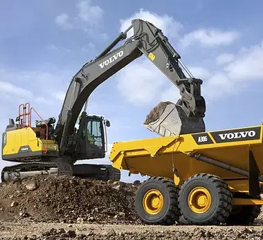 ORE excavator fleet — 15 to 50 ton Volvo excavators